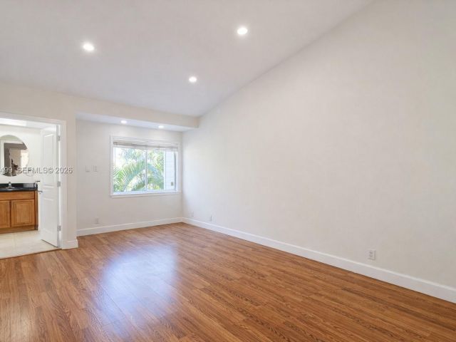 Дом в аренду по адресу 5327 Sapphire Valley - фото 7411380