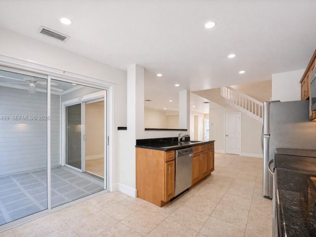 Дом в аренду по адресу 5327 Sapphire Valley - фото 7411390