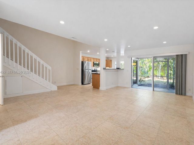 Дом в аренду по адресу 5327 Sapphire Valley - фото 7411396