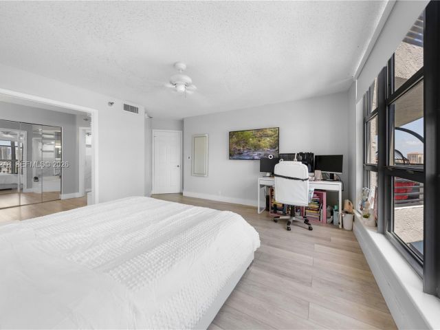 Квартира в аренду номер1406 - фото 7413537