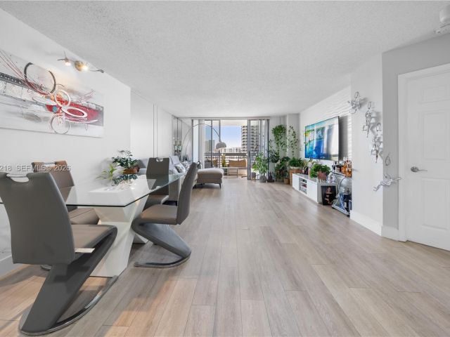 Квартира в аренду номер1406 - фото 7413542