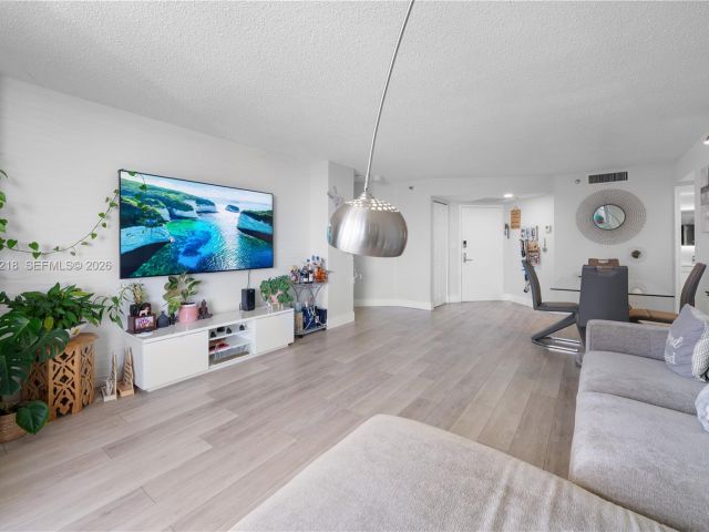 Квартира в аренду номер1406 - фото 7413545