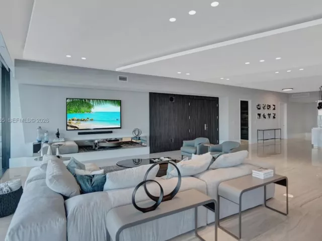 Продажа квартиры #1105 - фото 7425294