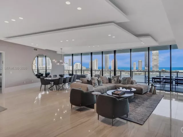 Продажа квартиры #1105 - фото 7425303