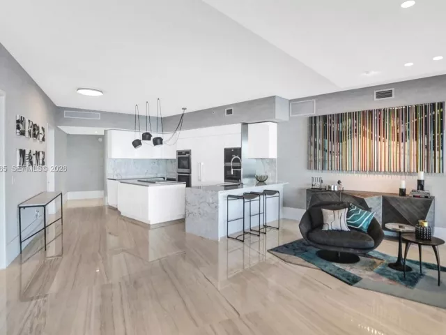 Продажа квартиры #1105 - фото 7425290