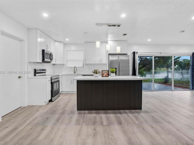 Продажа дома по адресу 14431 NW 13th Rd - фото 7434218