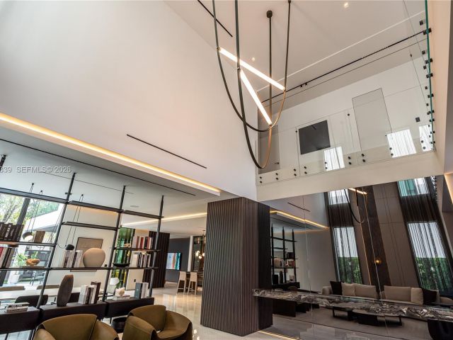 Продажа дома по адресу 10540 NW 67th Ter - фото 7427286