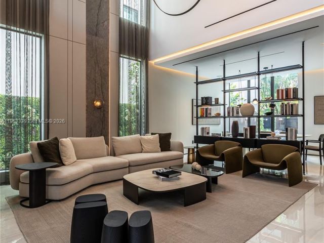 Продажа дома по адресу 10540 NW 67th Ter - фото 7427288