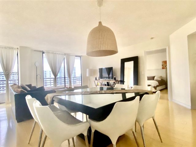 Продажа квартиры #1807 - фото 7504336