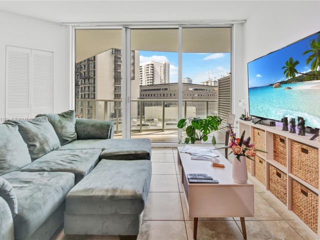 Продажа квартиры #T-1405 - фото 7496449