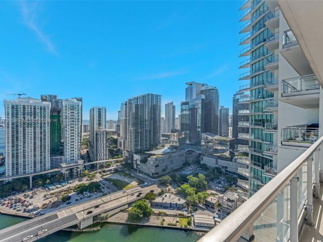 Продажа квартиры #3611 - фото 7513395