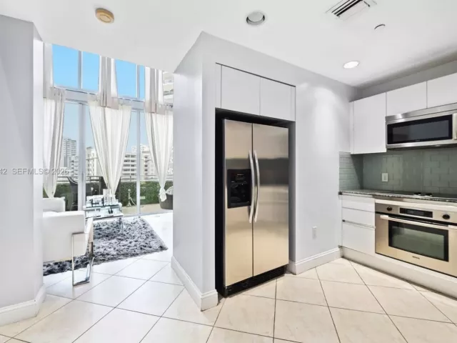 Продажа квартиры #1014 - фото 7414326