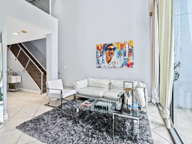 Продажа квартиры #1014 - фото 7414318