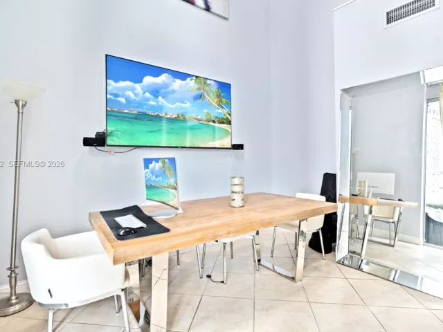 Продажа квартиры #1014 - фото 7414319