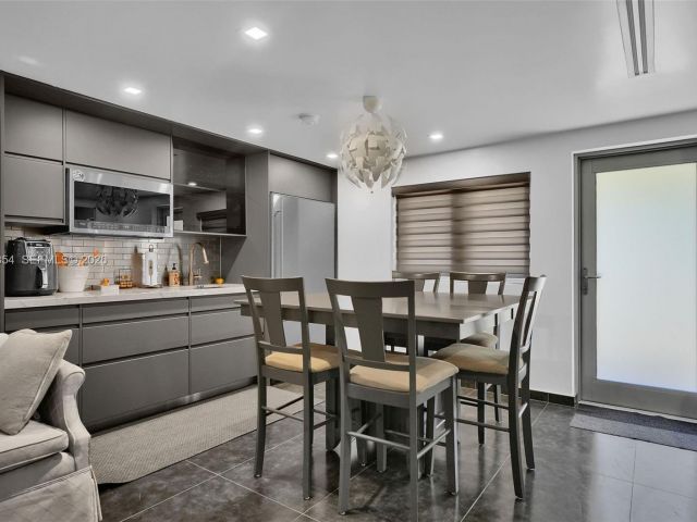 Продажа дома по адресу 19955 SW 186th St - фото 7440177