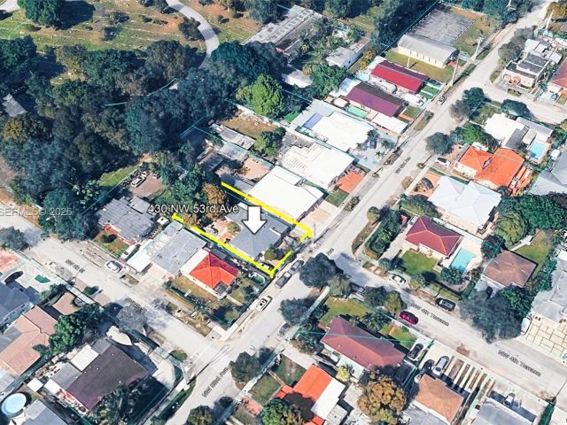 Продажа дома по адресу 430 NW 53rd Ave - фото 7433874