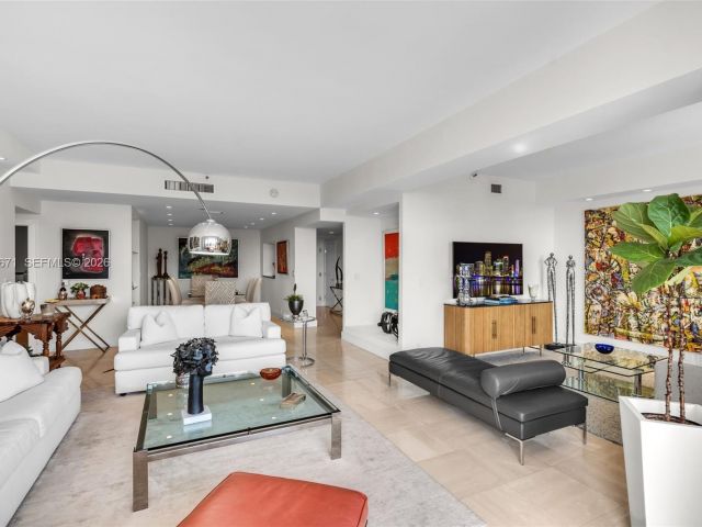 Продажа квартиры #802 - фото 7415980