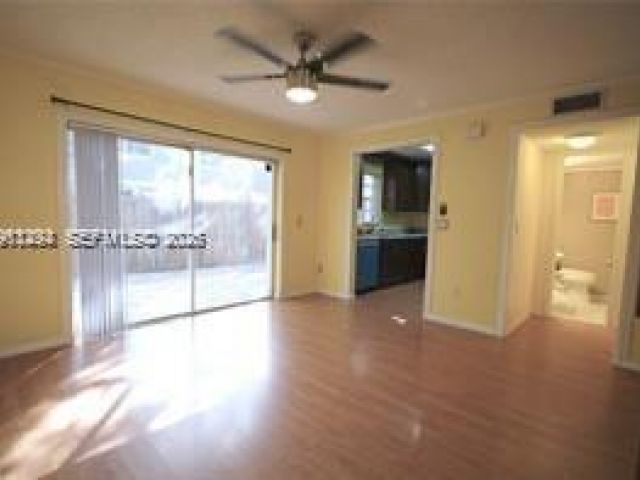 Дом в аренду по адресу 12142 SW 50th Ct 1242 - фото 7450840