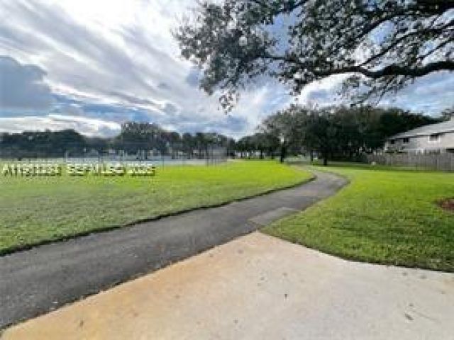 Дом в аренду по адресу 12142 SW 50th Ct 1242 - фото 7450857