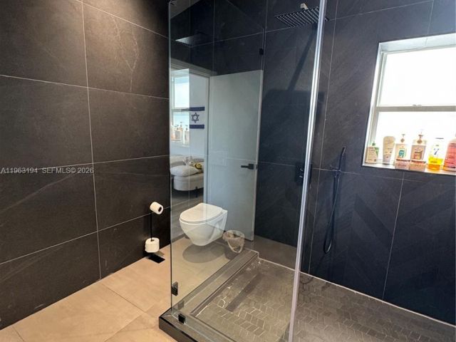 Дом в аренду по адресу 4943 SW 33rd Way - фото 7436866