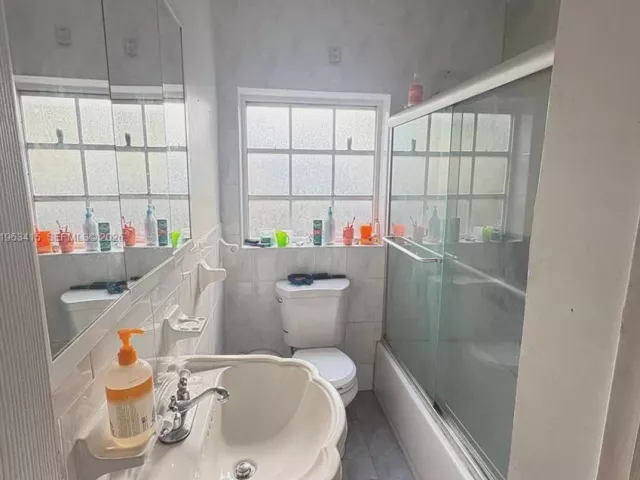 Продажа дома по адресу 5724 Mckinley St - фото 7411862