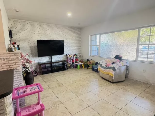 Продажа дома по адресу 5724 Mckinley St - фото 7411865