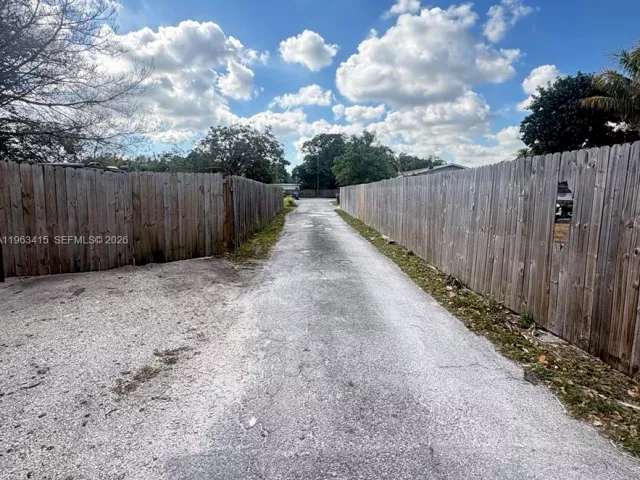 Продажа дома по адресу 5724 Mckinley St - фото 7411867