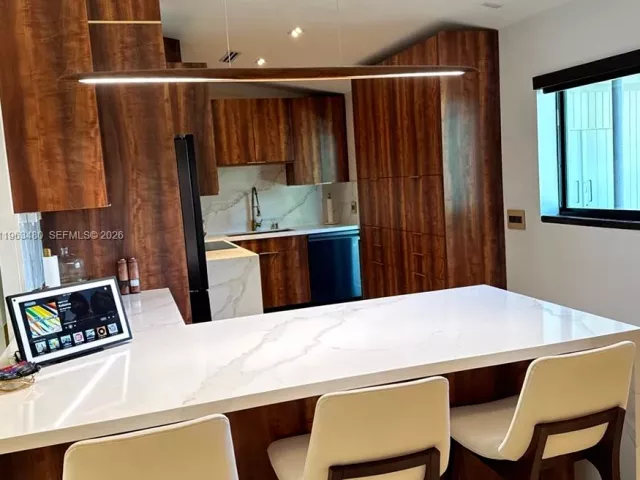 Продажа дома по адресу 2543 Gulfstream Ln - фото 7412421