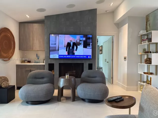 Продажа дома по адресу 2543 Gulfstream Ln - фото 7412425