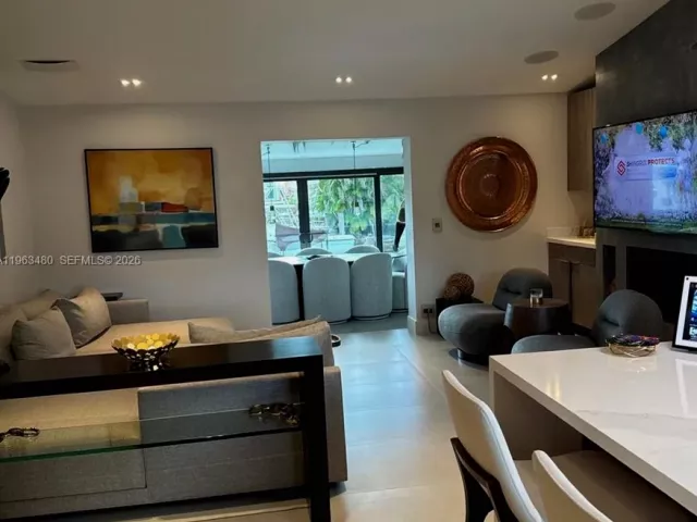 Продажа дома по адресу 2543 Gulfstream Ln - фото 7412415