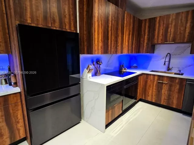 Продажа дома по адресу 2543 Gulfstream Ln - фото 7412419