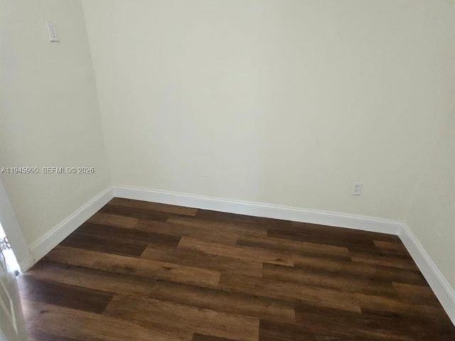 Продажа дома по адресу 1717 NW 69th St - фото 7511931