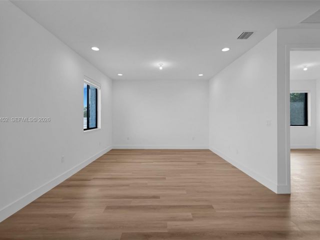 Продажа дома по адресу 10386 SW 57th Ct - фото 7517276