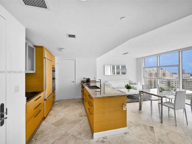 Продажа квартиры #1907 - фото 7412373