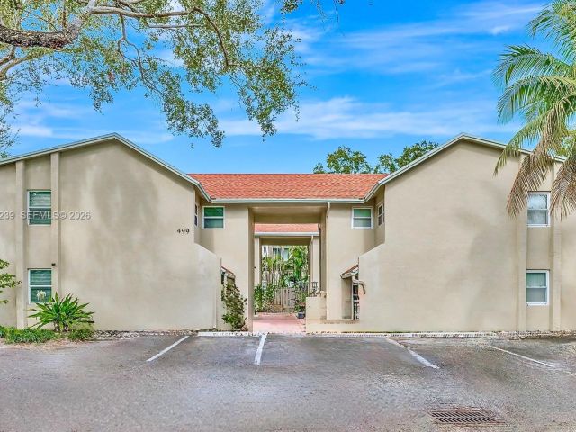 Продажа дома по адресу 499 SE 13th St 7E - фото 7411094