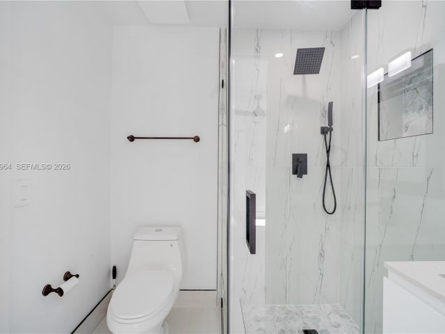 Продажа дома по адресу 1406 SW 104th Ct - фото 7509094