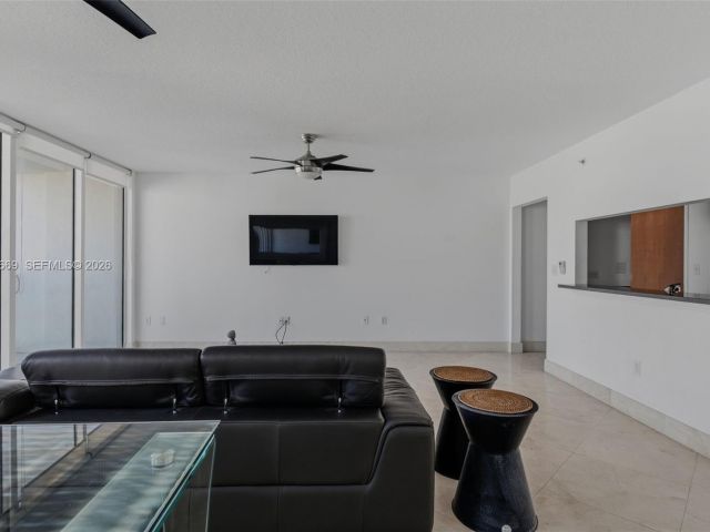 Квартира в аренду номер2301 - фото 7434839