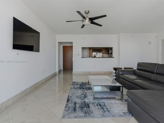 Квартира в аренду номер2301 - фото 7434845