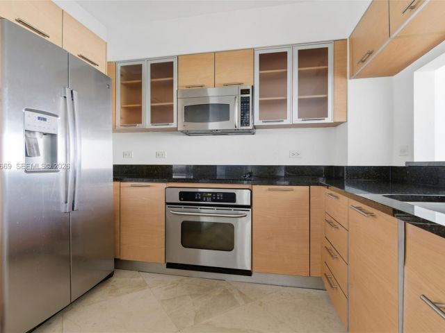 Квартира в аренду номер2301 - фото 7434853