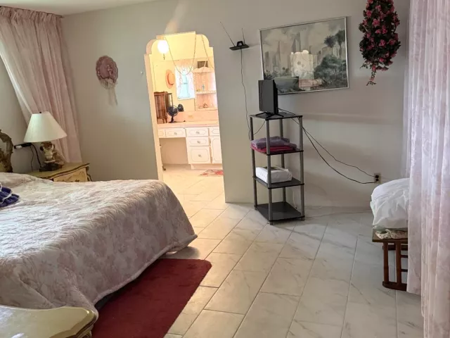 Продажа дома по адресу 626 S Crescent Drive - фото 9332262
