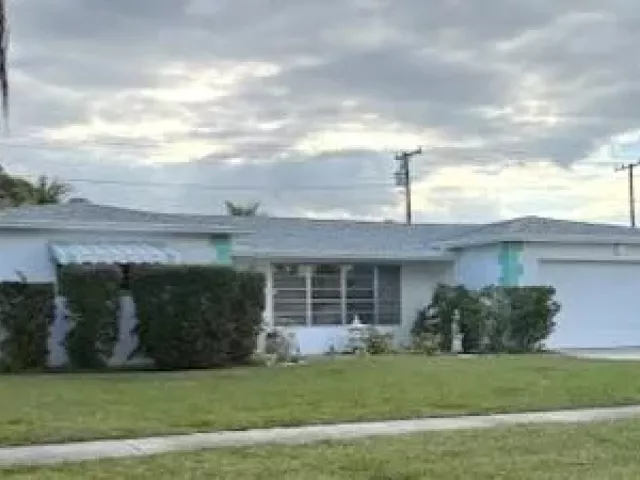 Продажа дома по адресу 626 S Crescent Drive - фото 9332251