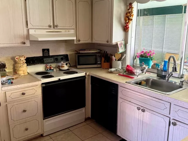 Продажа дома по адресу 626 S Crescent Drive - фото 9332252