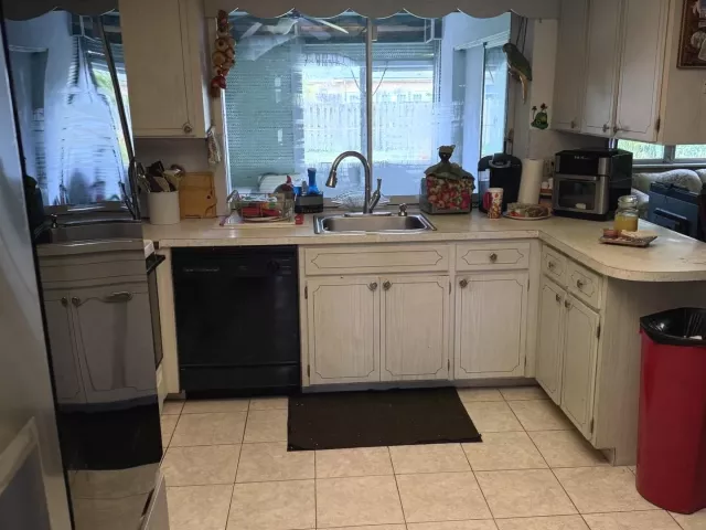 Продажа дома по адресу 626 S Crescent Drive - фото 9332254