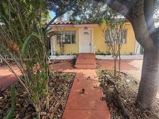 Продажа дома по адресу 1930 Pierce St - фото 7428080