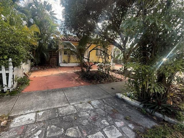 Продажа дома по адресу 1930 Pierce St - фото 7428087