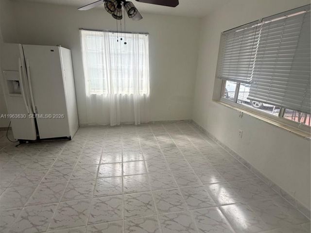 Продажа дома по адресу 1930 Pierce St - фото 7428088