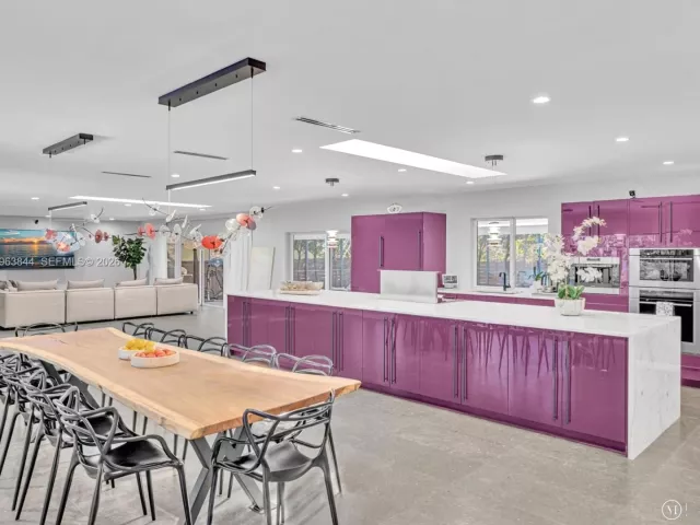 Продажа дома по адресу 840 S Southlake Dr - фото 7413480