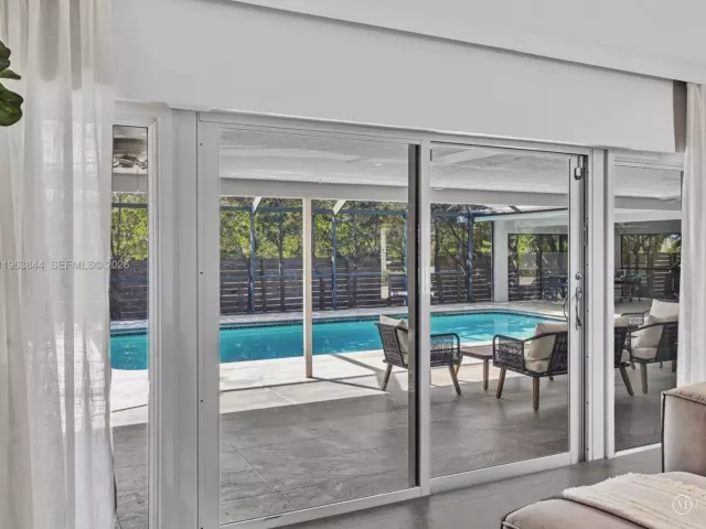 Продажа дома по адресу 840 S Southlake Dr - фото 7413482