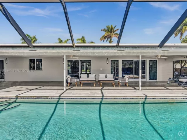 Продажа дома по адресу 840 S Southlake Dr - фото 7413475