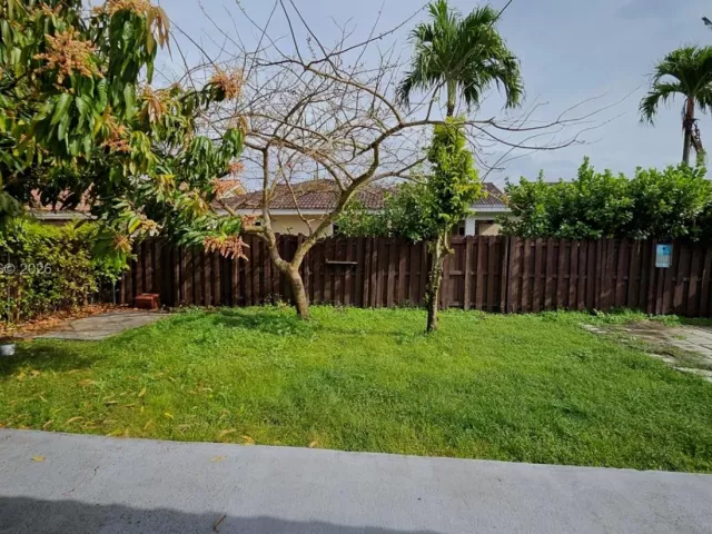 Дом в аренду по адресу 14470 SW 96th Ter - фото 7414067